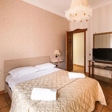 Mg Luxury * Naples